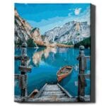 numeromaalaus-Vene Braies-järvellä-numerotaide.fi